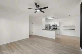 Photo #4: 6810427 Listing