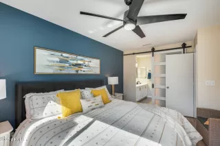 Photo #4: 6810547 Listing 
