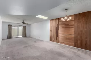 Photo #3: 6810625 Listing 