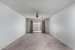 Photo #5: 6810625 Listing 