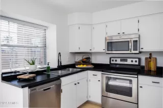 Photo #1: 6810653 Listing