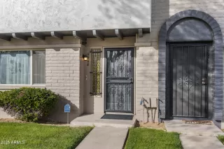 Photo #2: 6810746 Listing 