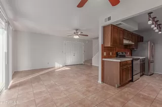 Photo #5: 6811110 Listing 