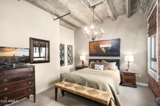 Photo #4: 6811296 Listing 