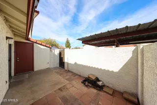 Photo #5: 6811683 Listing