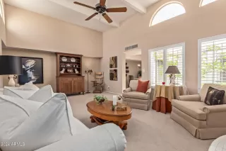 Photo #3: 6811706 Listing