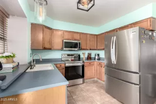 Photo #5: 6811863 Listing