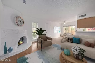 Photo #1: 6811967 Listing