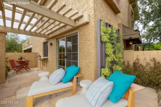 Photo #4: 6811967 Listing