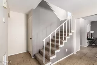 Photo #3: 6812107 Listing