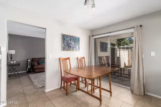 Photo #6: 6812107 Listing