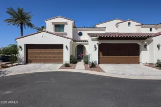 Photo #4: 6812136 Listing