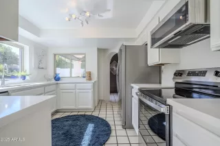 Photo #1: 6812342 Listing