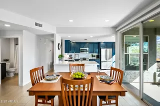 Photo #4: 6812524 Listing