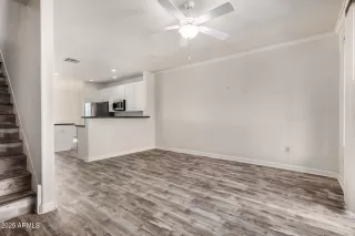 Photo #2: 6813109 Listing 