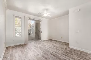 Photo #5: 6813109 Listing 