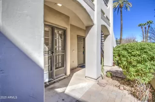 Photo #4: 6813178 Listing