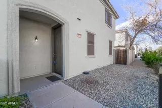 Photo #2: 6813220 Listing 