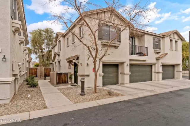 MLS: 6813330 Condo For Sale