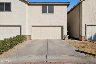 Photo #2: 6813368 Listing