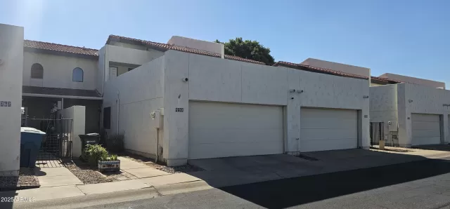 MLS: 6813404 Condo For Sale