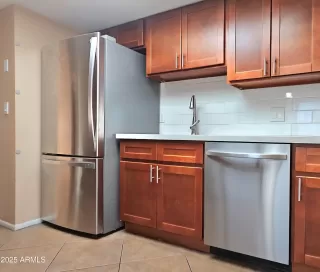 Photo #5: 6813404 Listing