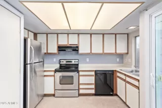 Photo #1: 6813513 Listing