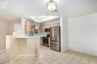 Photo #6: 6813514 Listing