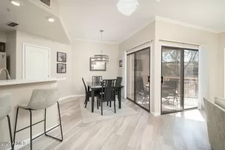 Photo #4: 6813519 Listing