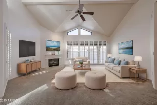 Photo #1: 6813524 Listing