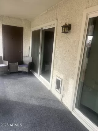 Photo #5: 6813547 Listing