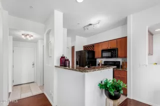 Photo #5: 6813626 Listing 