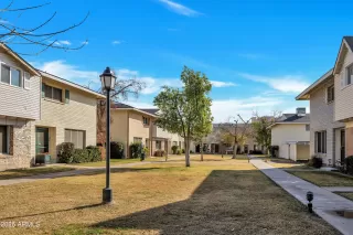 Photo #4: 6813768 Listing 