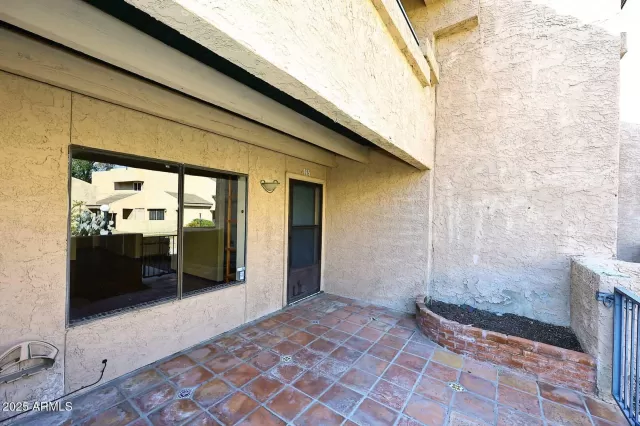 MLS: 6813817 Condo For Sale