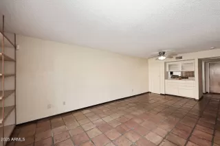 Photo #4: 6813817 Listing 