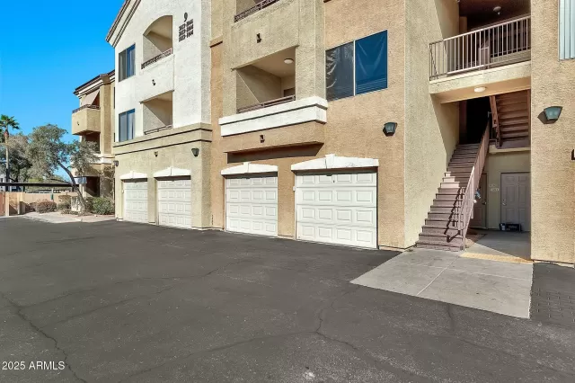 MLS: 6813848 Condo For Sale