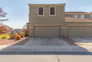 Photo #4: 6813981 Listing