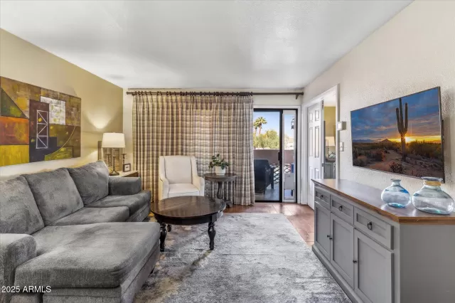 MLS: 6814474 Condo For Sale