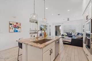 Photo #2: 6814525 Listing 