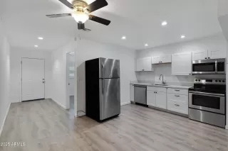 Photo #4: 6814638 Listing