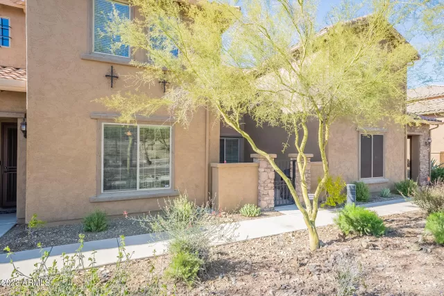 MLS: 6814998 Condo For Sale