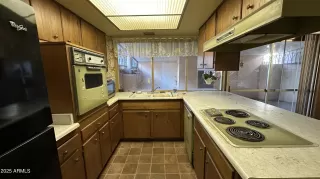 Photo #6: 6815101 Listing 