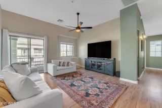 Photo #2: 6815261 Listing