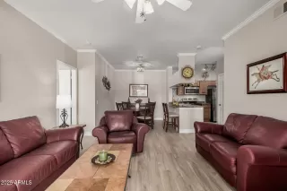 Photo #4: 6815270 Listing 