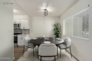 Photo #6: 6815365 Listing 