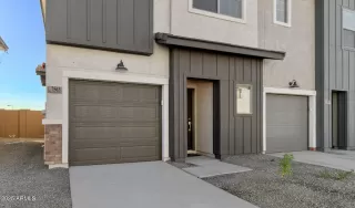 Photo #2: 6815411 Listing 