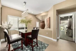 Photo #4: 6815435 Listing 