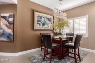 Photo #5: 6815435 Listing 