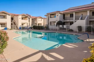 Photo #6: 6815477 Listing