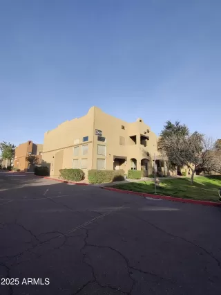 Photo #1: 6815666 Listing 